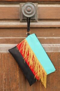 Pochette chic à franges tricolore TERRY 2- PIECE UNIQUE